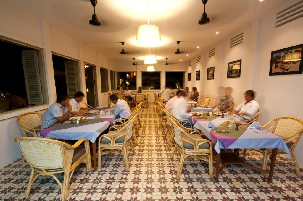 Bambu Hotel Battambang Buitenkant foto